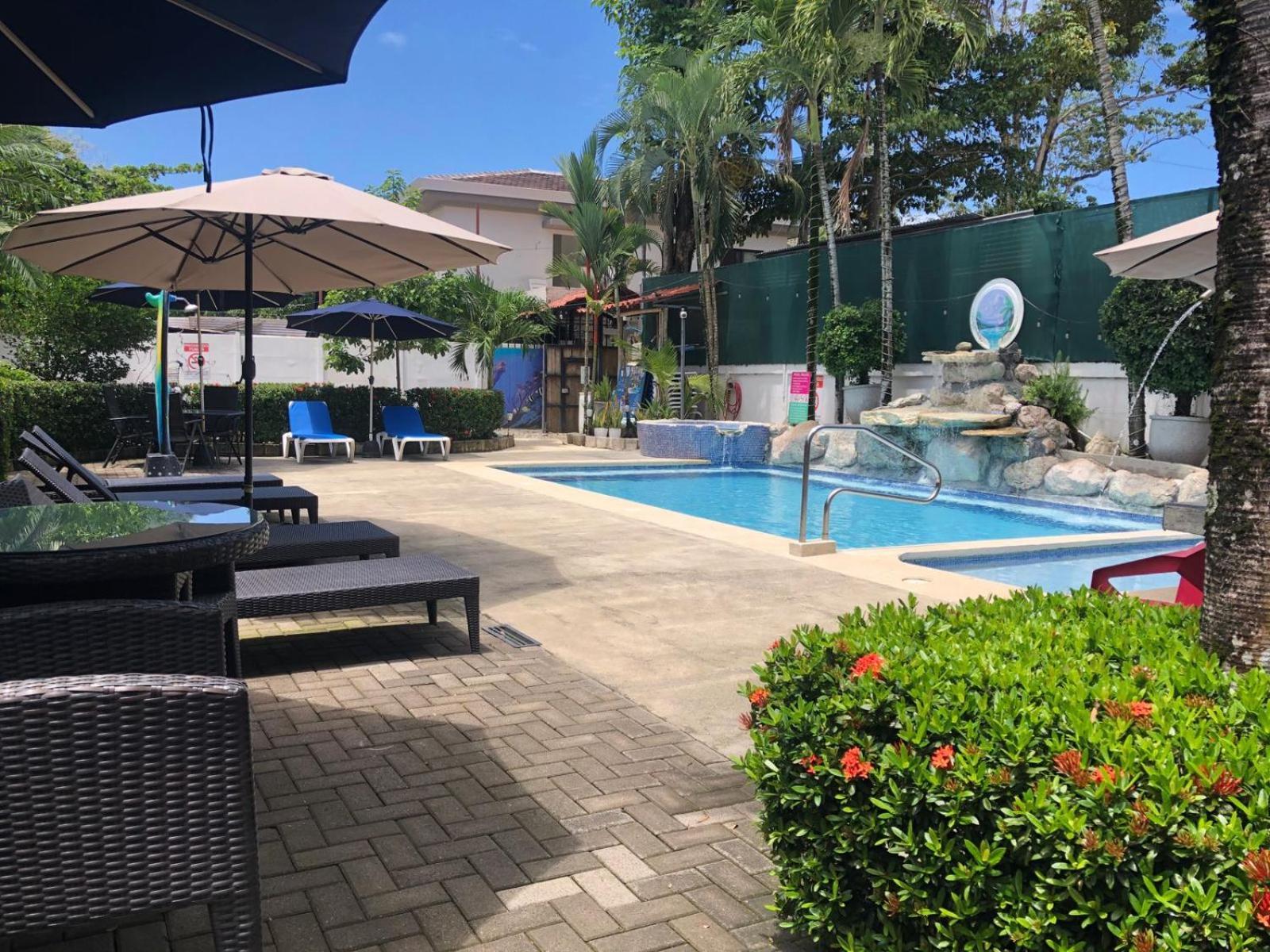 La Sirena Playa Jaco Hotel Екстериор снимка